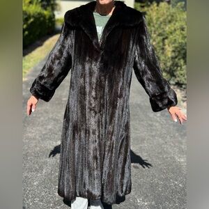 Women’s Full Length Black Onyx Ranch Mink Coat Real Natural